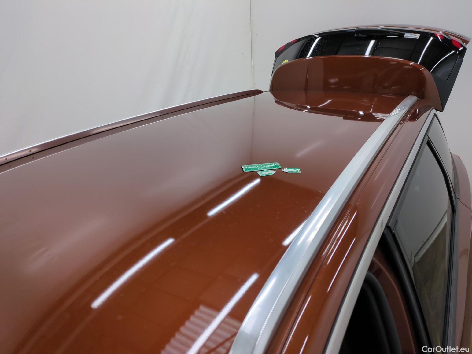  Peugeot  5008  Allure Pack 1.5 HDi 130CV BVA8 7 Sieges E6d #26