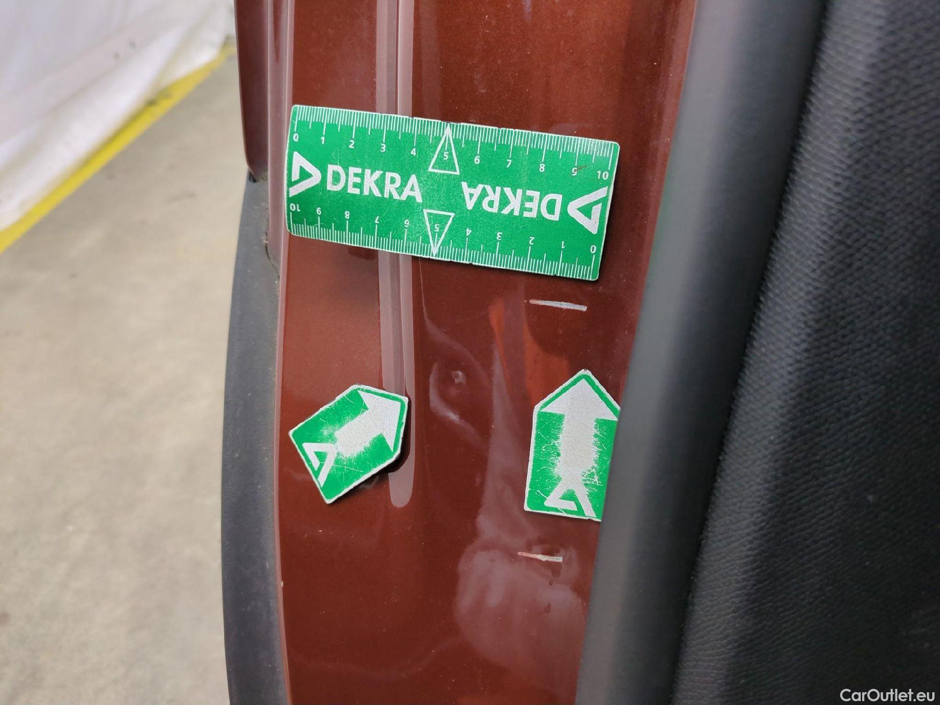  Peugeot  5008  Allure Pack 1.5 HDi 130CV BVA8 7 Sieges E6d #30