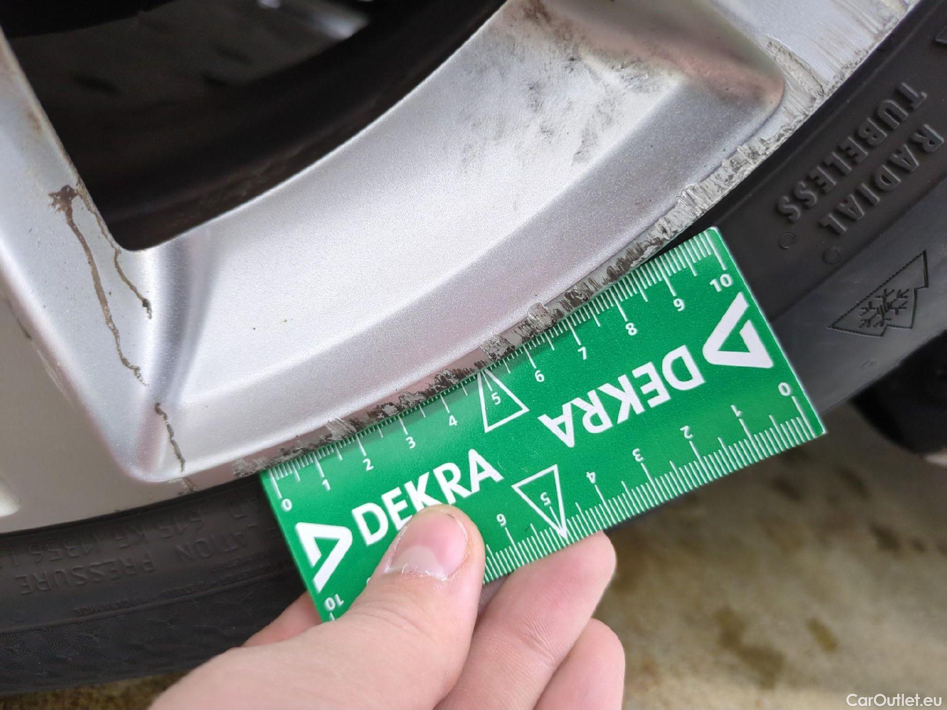  Peugeot  308  Active Business 1.5 HDI 100CV BVM6 E6dT #40