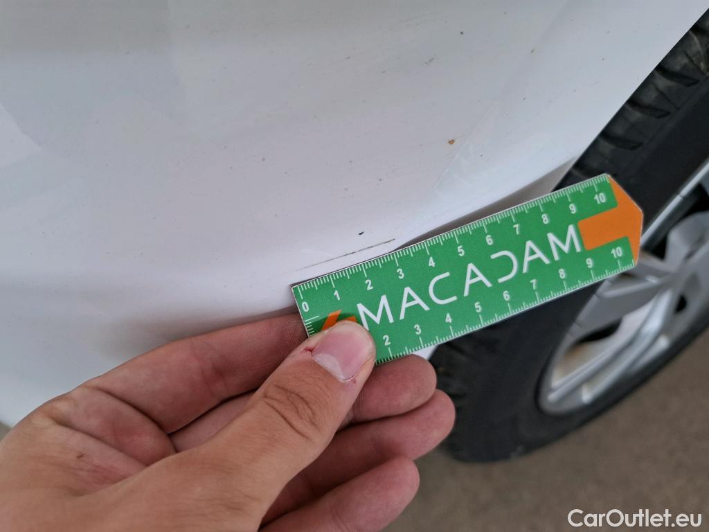  Peugeot  208  Affaire Premium Pack 1.5 HDi 100CV BVM5 E6dT #39