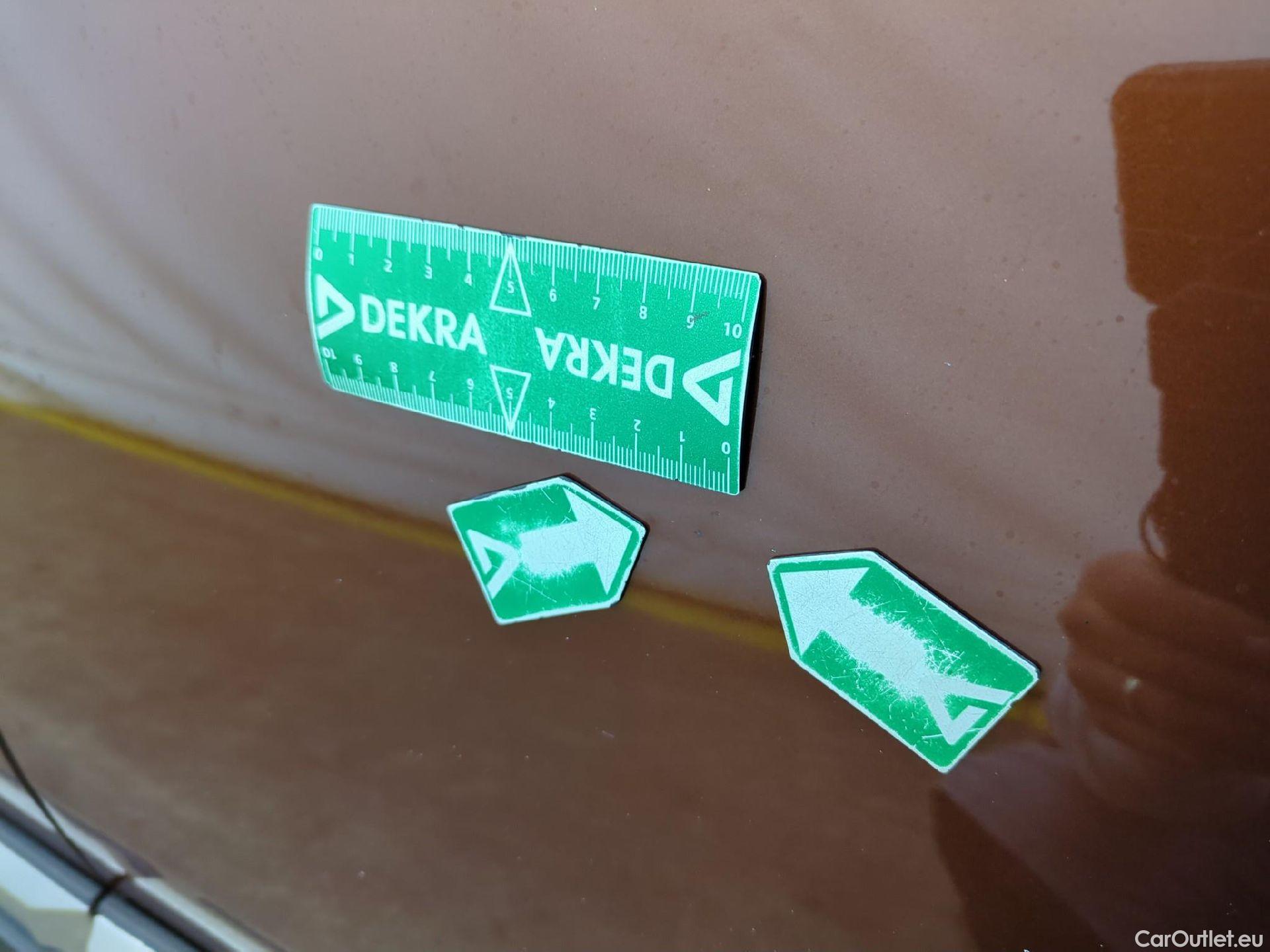  Peugeot  5008  Allure Pack 1.5 HDi 130CV BVA8 7 Sieges E6d #35