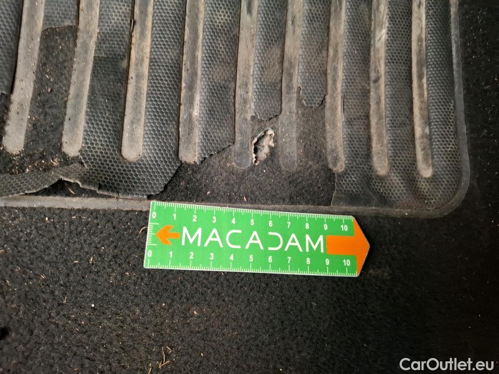  Peugeot  208  Affaire Premium Pack 1.5 HDi 100CV BVM5 E6dT #22