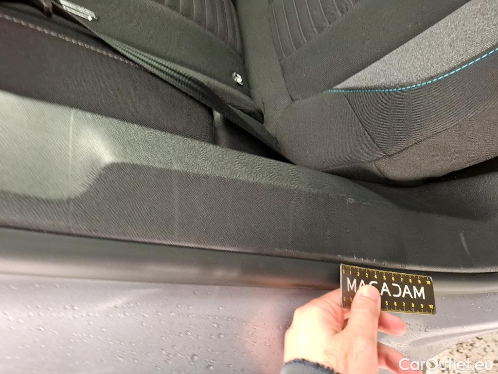  Peugeot  3008  II Active Pack 1.5 HDi 130CV BVA8 E6d #9