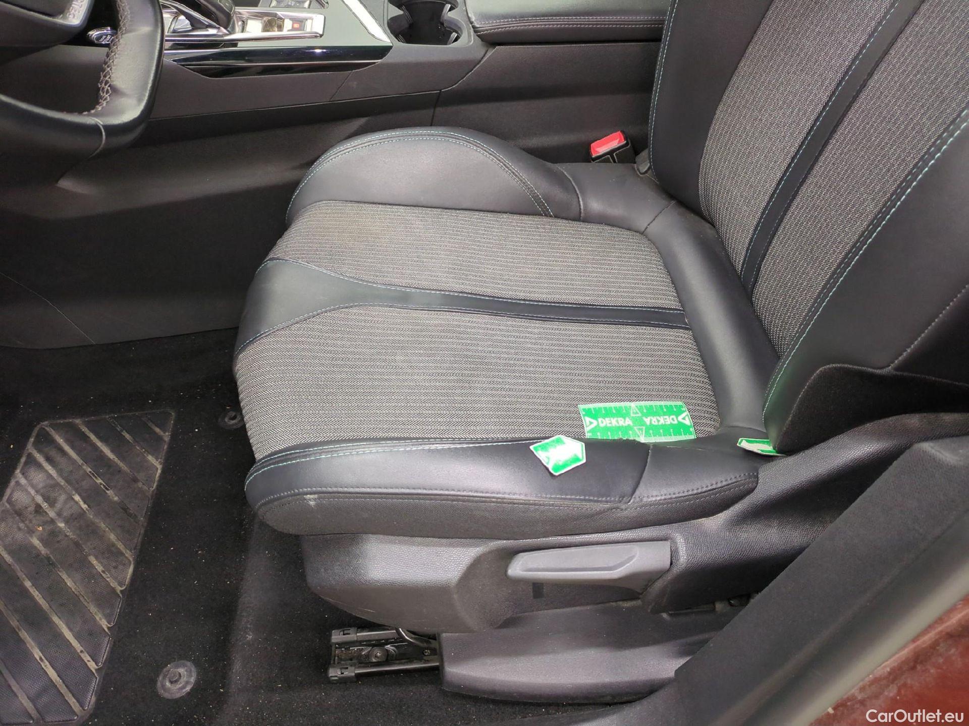  Peugeot  5008  Allure Pack 1.5 HDi 130CV BVA8 7 Sieges E6d #7