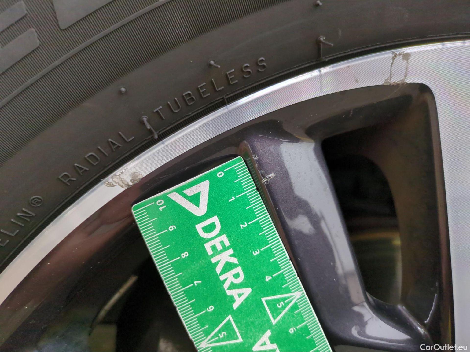  Peugeot  5008  Allure Pack 1.5 HDi 130CV BVA8 7 Sieges E6d #6