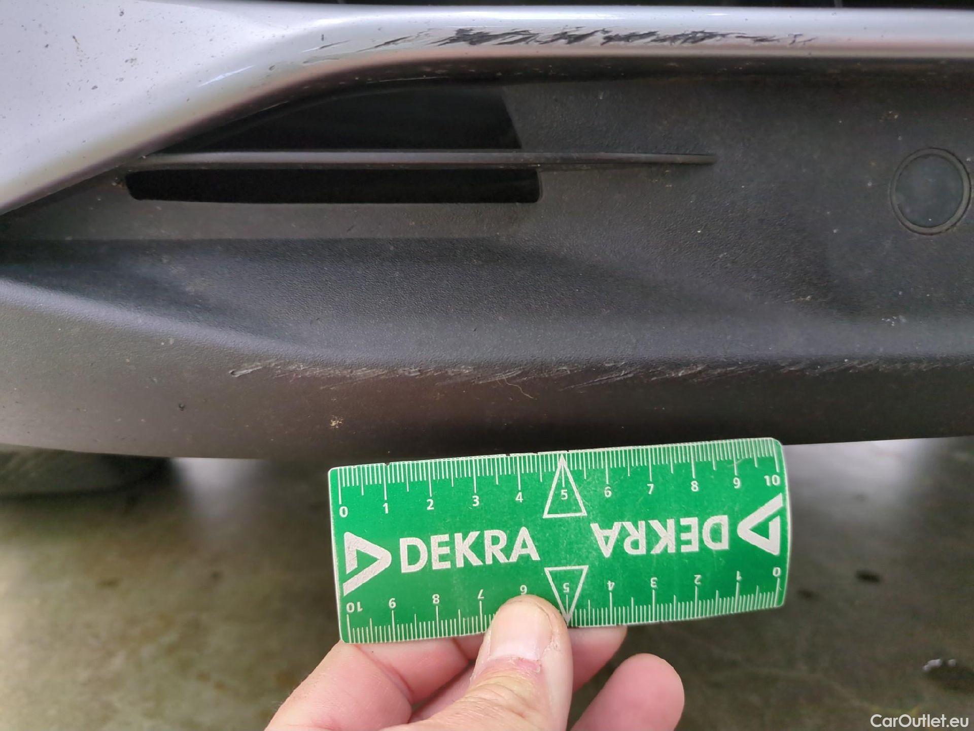  Peugeot  5008  Allure Pack 1.5 HDi 130CV BVA8 7 Sieges E6d #24