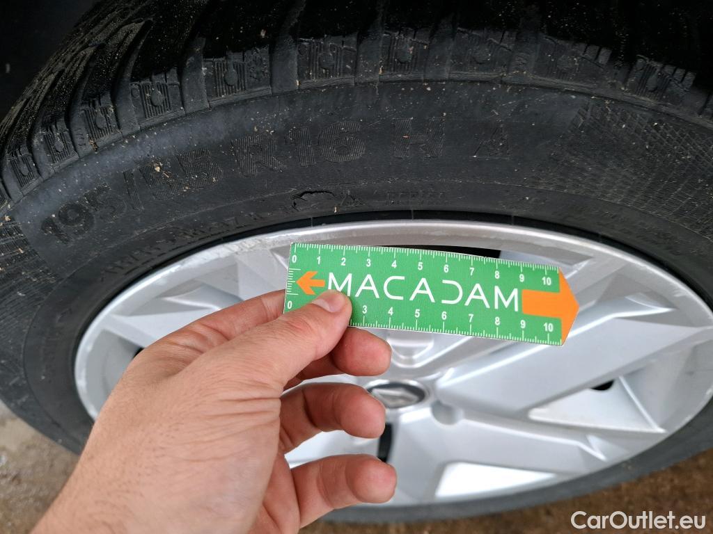  Renault  Clio  V Business 1.6 E-TECH Hybrid 140CV BVA6 E6d #6