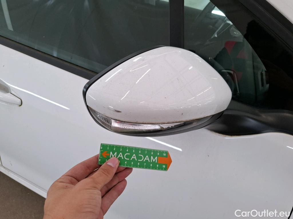  Peugeot  208  Affaire Premium Pack 1.5 HDi 100CV BVM5 E6dT #33