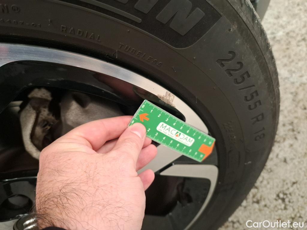  Citroen  C5 CITROEN  Aircross / 2018 / 5P / SUV BlueHDi 130 S&S EAT8 Shine #29