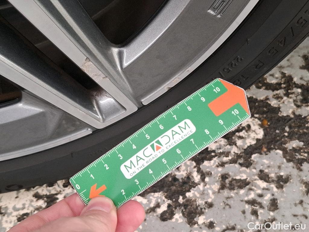  Mercedes  B-Klasse MERCEDES-BENZ Classe B / 2019 / 5P / monospace B 200 d AMG Line Edition BA8 #32