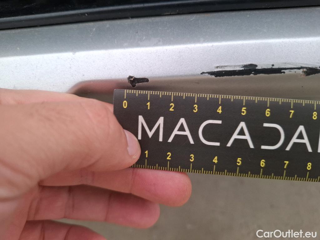  Audi  Q3 AUDI  / 2018 / 5P / SUV 35 TFSI 150 MHEV S TRONIC DESIGN LUXE #77