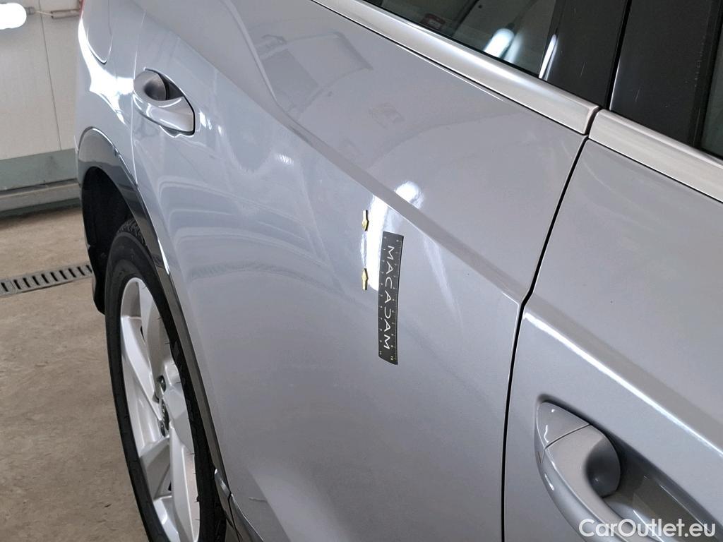  Audi  Q3 AUDI  / 2018 / 5P / SUV 35 TFSI 150 MHEV S TRONIC DESIGN LUXE #74