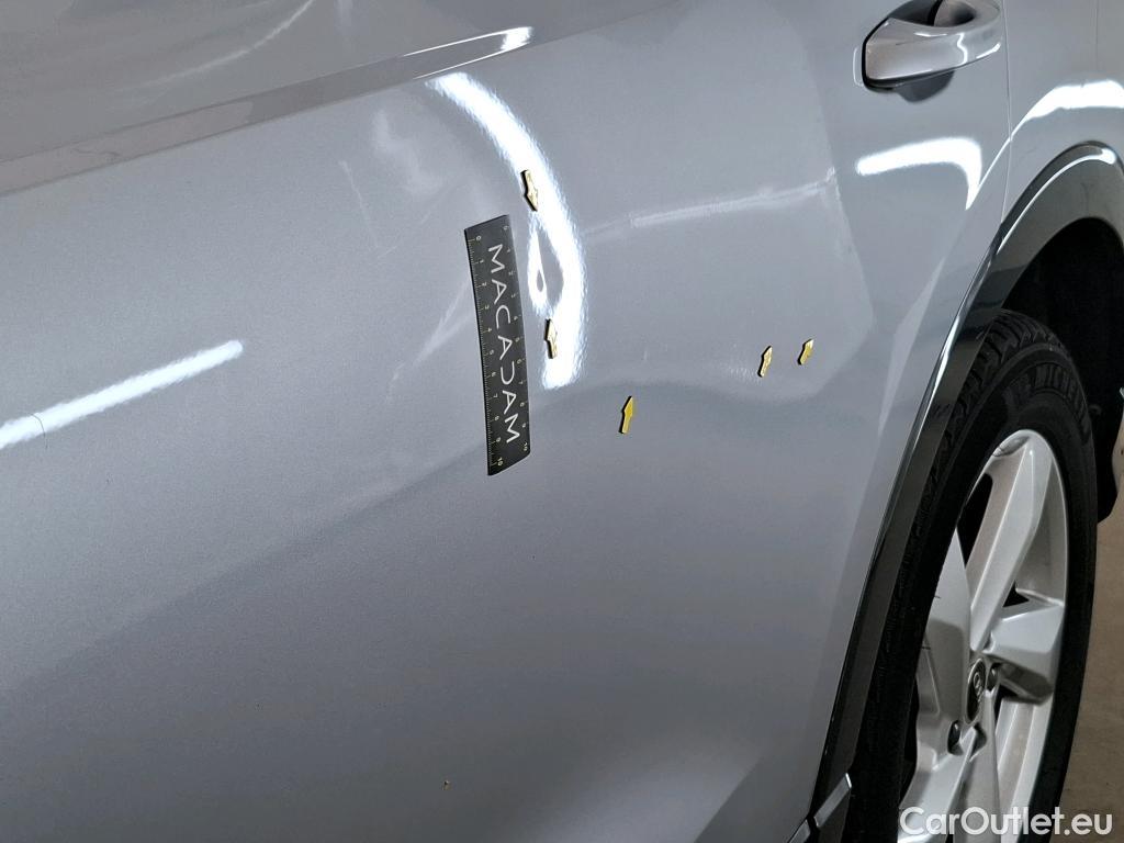  Audi  Q3 AUDI  / 2018 / 5P / SUV 35 TFSI 150 MHEV S TRONIC DESIGN LUXE #24