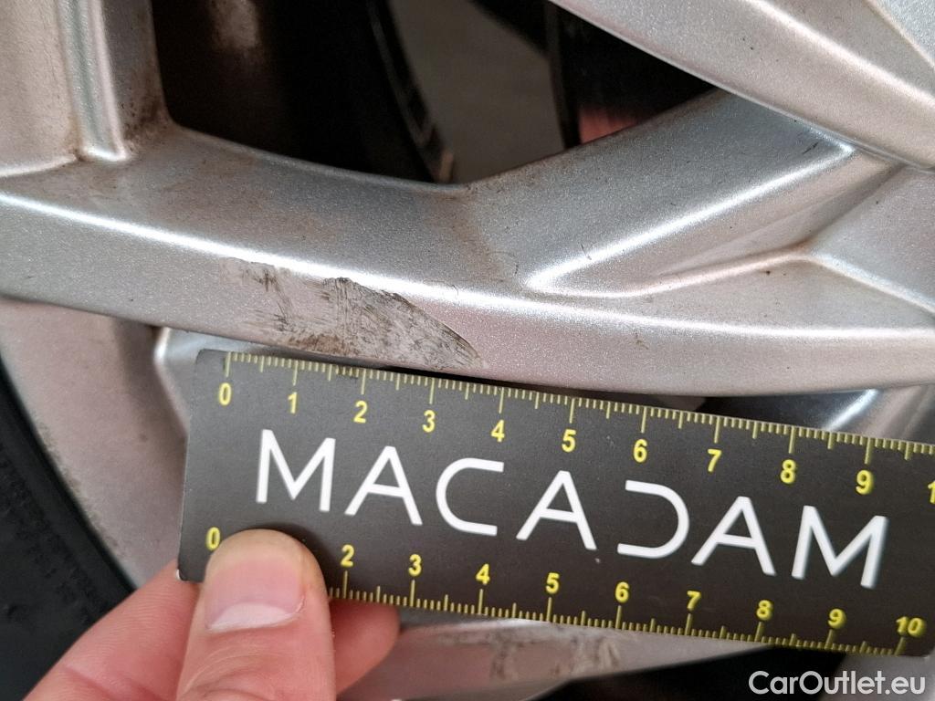  Fiat  500 FIAT   2015  3P  Berline Hybrid 10 BSG 70 ch Dolcevita #18