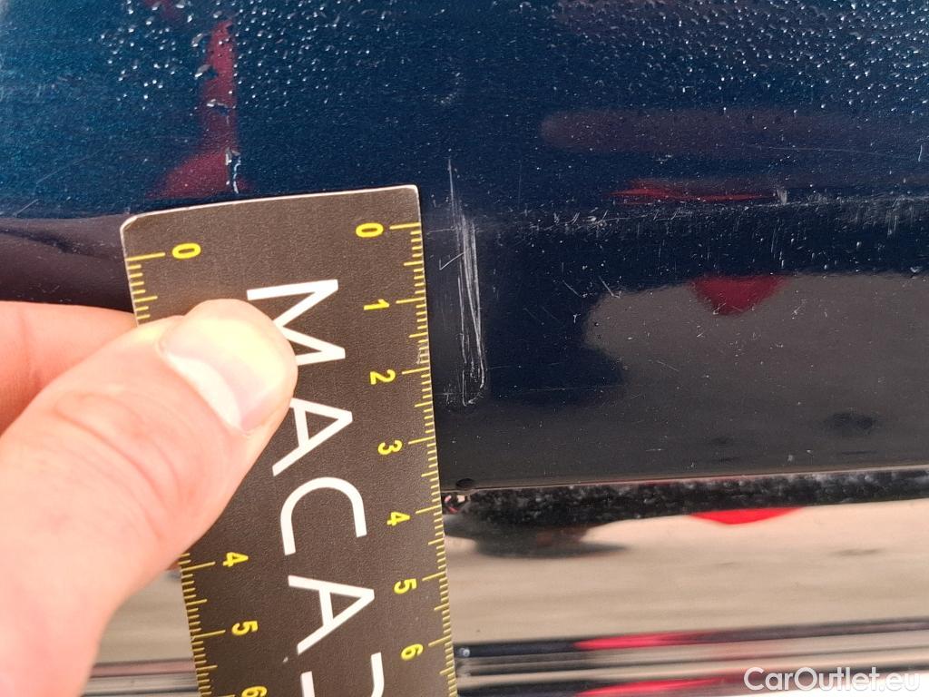  Fiat  500 FIAT   2015  3P  Berline Hybrid 10 BSG 70 ch Dolcevita #42