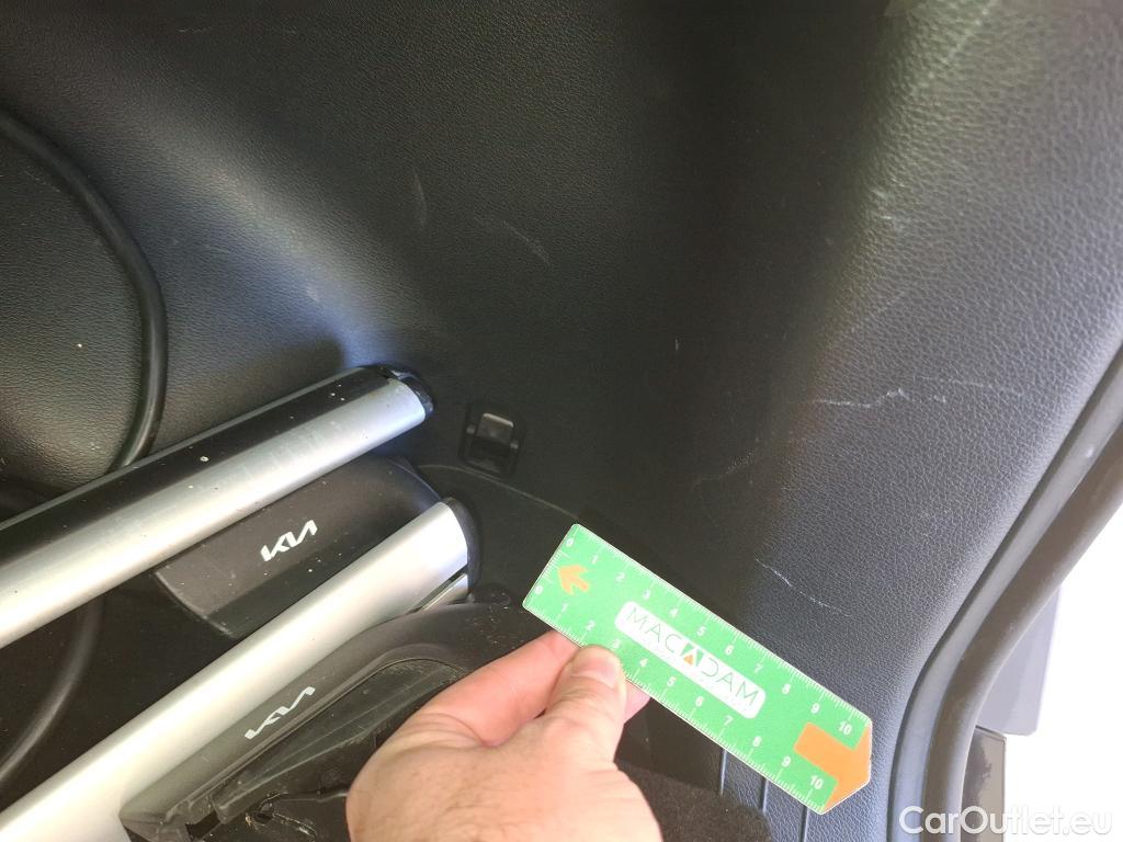  KIA  Sportage KIA  / 2021 / 5P / SUV 1.6 T-GDI 265 PHEV AUTO 4WD GT-LINE PREM #9