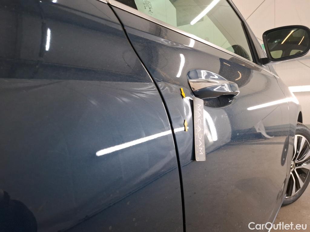  Mercedes  B-Klasse MERCEDES-BENZ Classe B / 2019 / 5P / monospace B 250e Business Line Edition #39