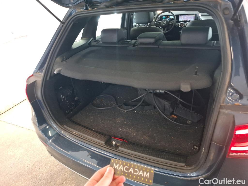  Mercedes  B-Klasse MERCEDES-BENZ Classe B / 2019 / 5P / monospace B 250e Business Line Edition #31