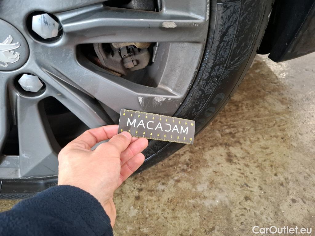  Peugeot  208  (e-) Active Business R 50kWh BVA  TRANSFO VP VF #18