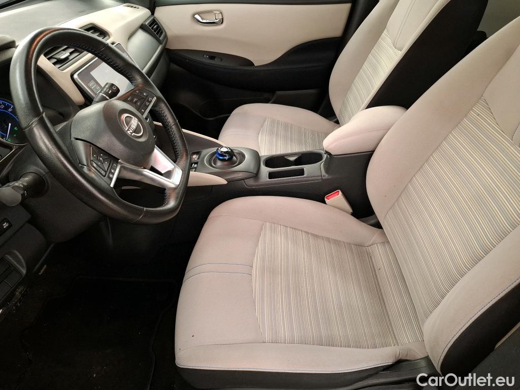  Nissan  Leaf NISSAN  / 2017 / 5P / Berline 40kWh 150ch Acenta #1