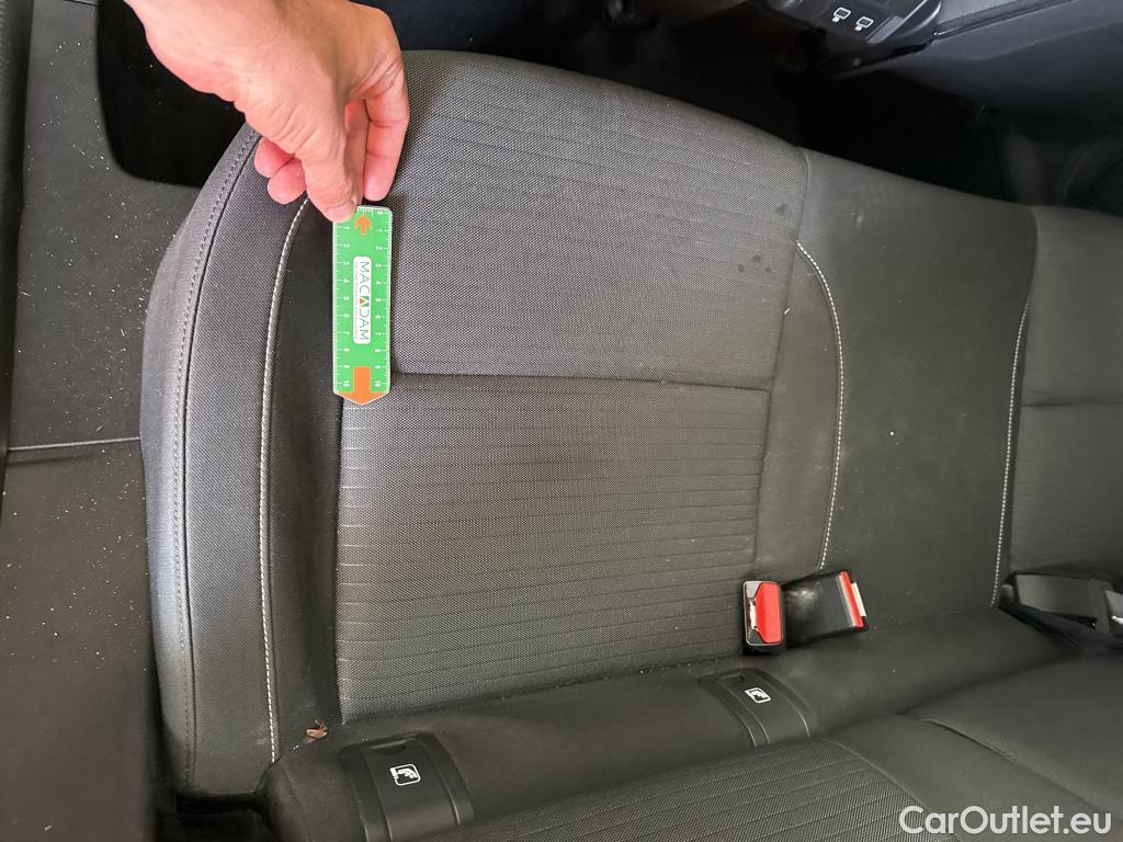  Renault  Arkana RENAULT  / 2021 / 5P / SUV Evolution mild hybrid 140 EDC -22 #18