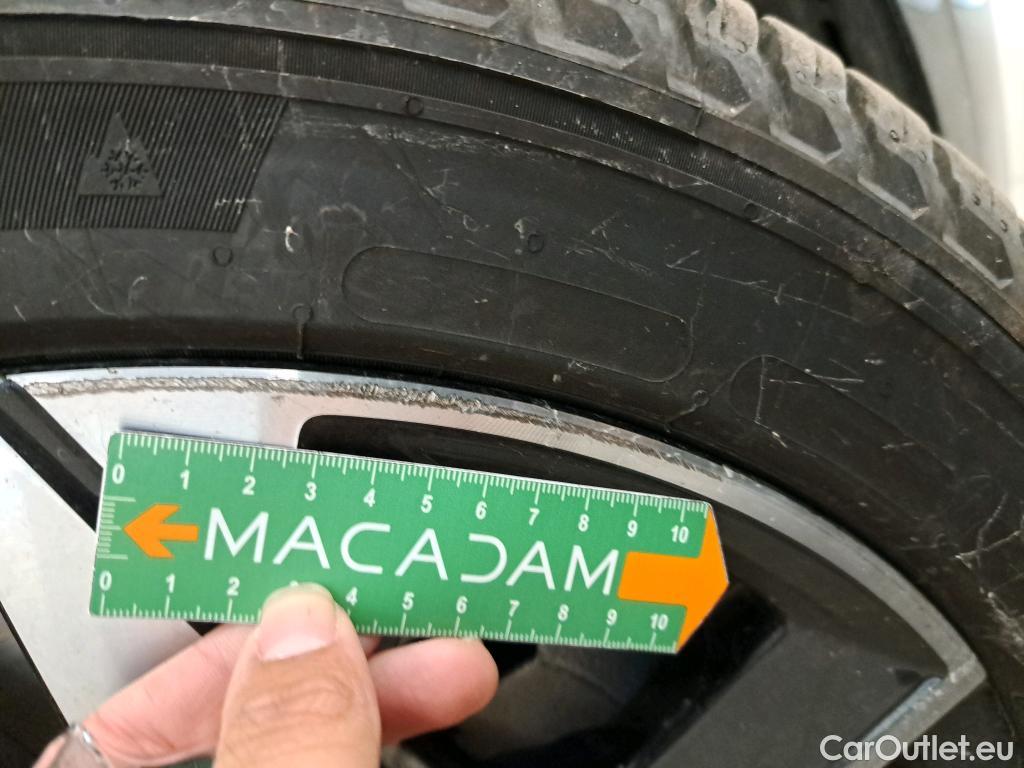  Peugeot  308 PEUGEOT  SW / 2021 / 5P / Break PHEV 180 E-EAT8 ALLURE #10