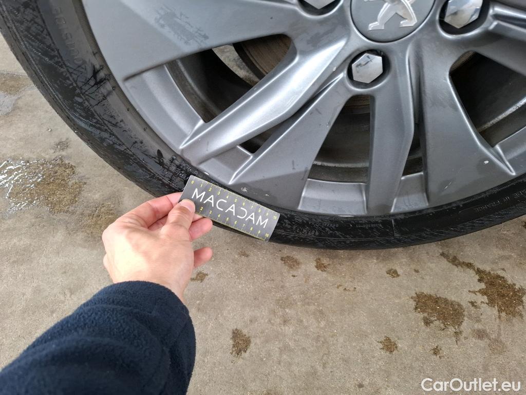  Peugeot  208  (e-) Active Business R 50kWh BVA  TRANSFO VP VF #34