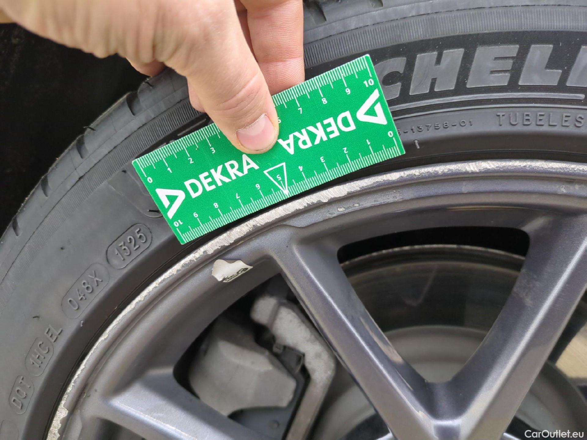  Tesla  Model 3 TESLA  / 2018 / 4P / Berline Grande Autonomie #21