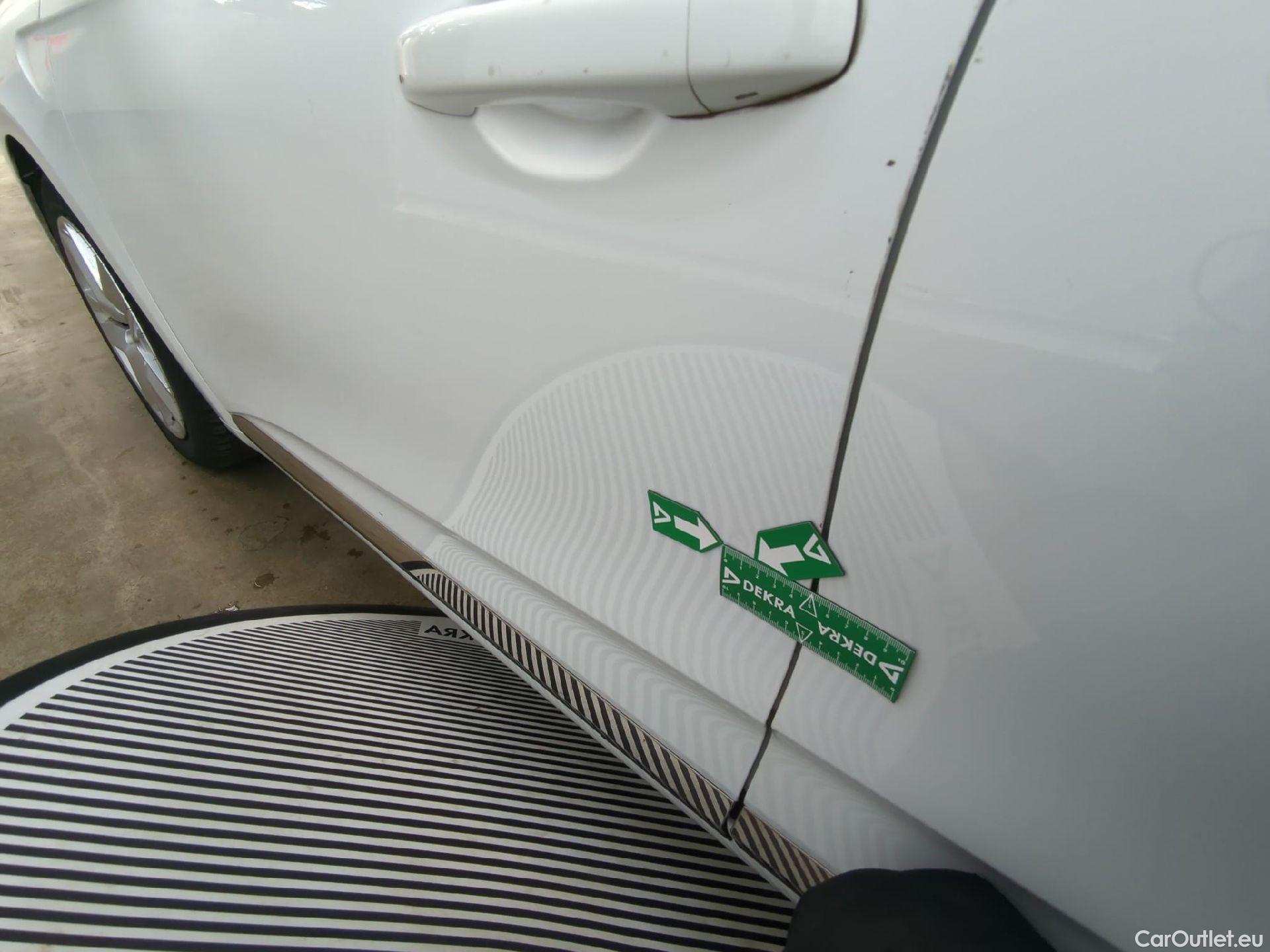  Renault  Clio  V Business 1.6 E-TECH Hybrid 140CV BVA6 E6d #25