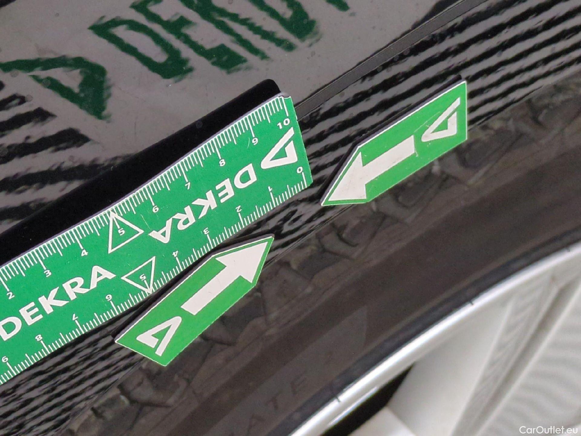  Renault  Clio  V Business 1.6 E-TECH Hybrid 140CV BVA6 E6d #37