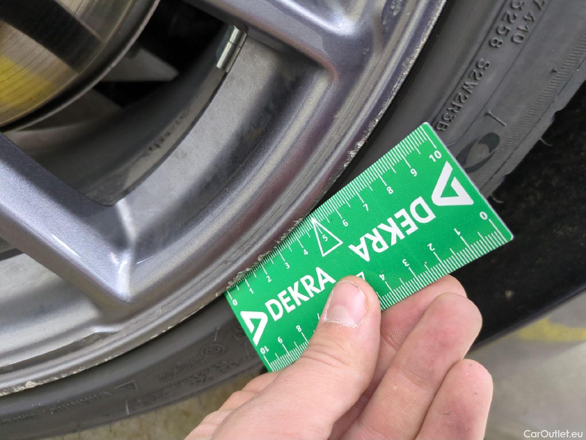  Tesla  Model 3 TESLA  / 2018 / 4P / Berline Grande Autonomie #25