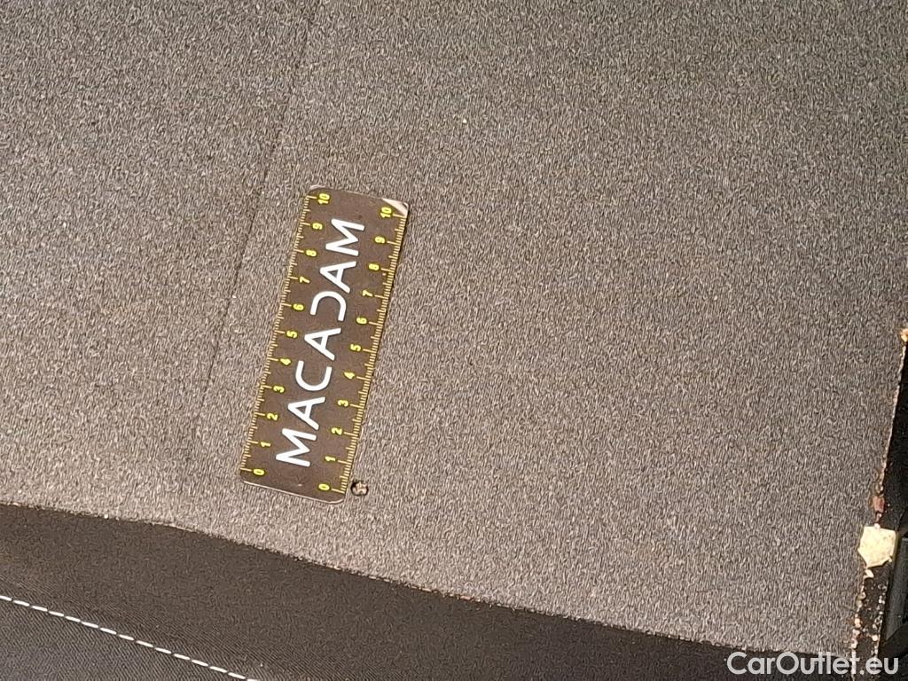  Renault  Clio  V Evolution 1.6 E-TECH Hybrid 145CV BVA6 6E #7