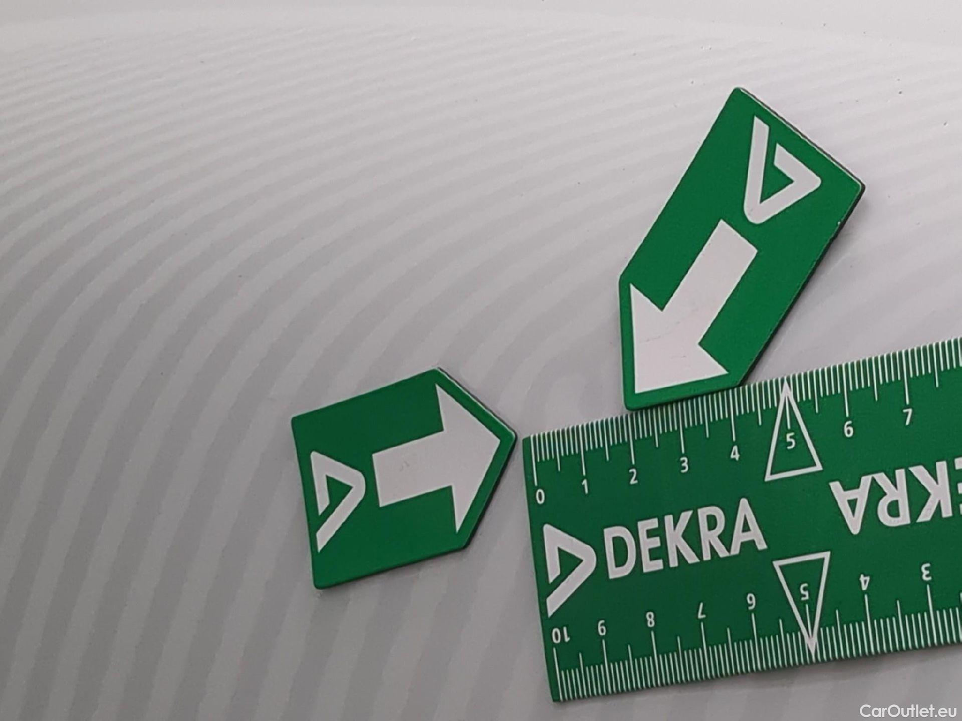  Renault  Clio  V Business 1.6 E-TECH Hybrid 140CV BVA6 E6d #42