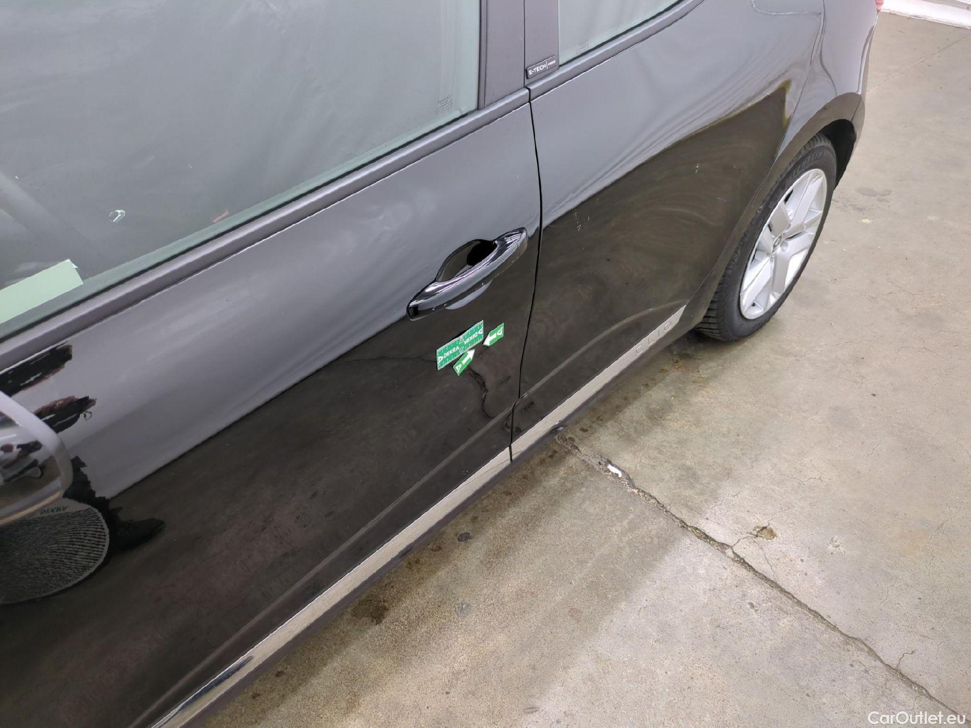  Renault  Clio  V Business 1.6 E-TECH Hybrid 140CV BVA6 E6d #51