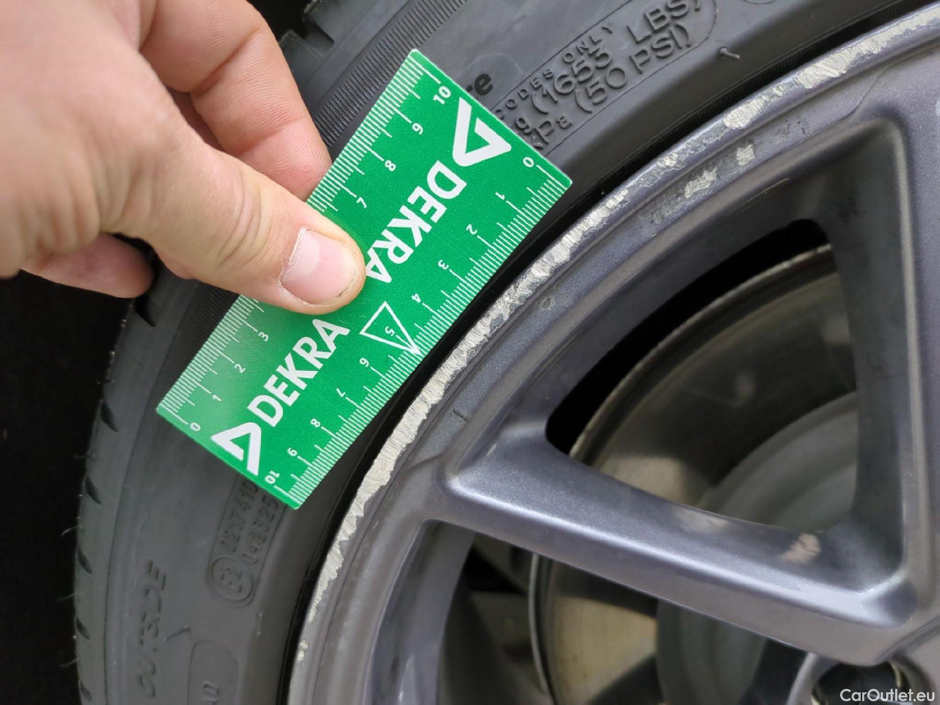  Tesla  Model 3 TESLA  / 2018 / 4P / Berline Grande Autonomie #14