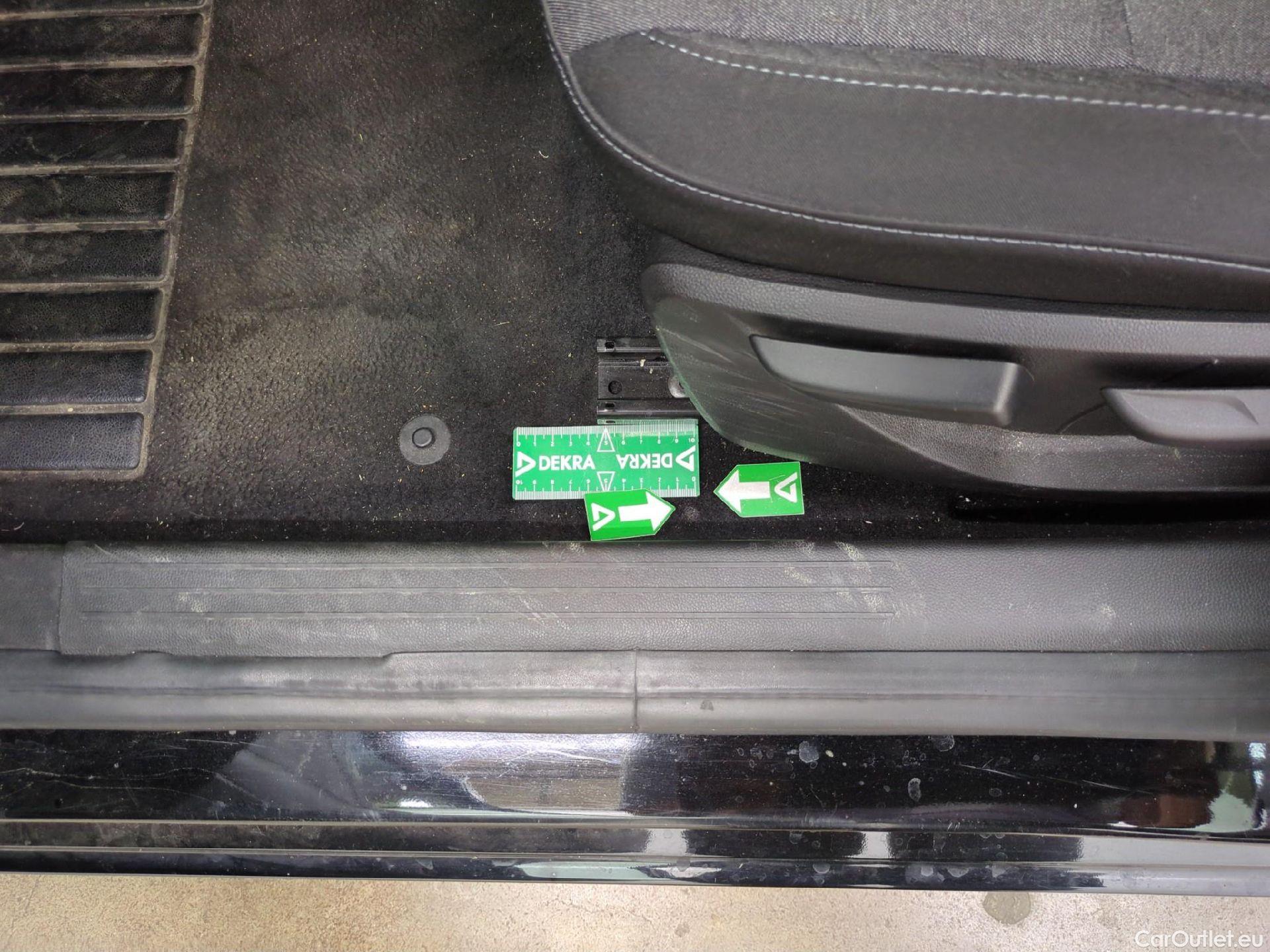  Renault  Clio  V Business 1.6 E-TECH Hybrid 140CV BVA6 E6d #1