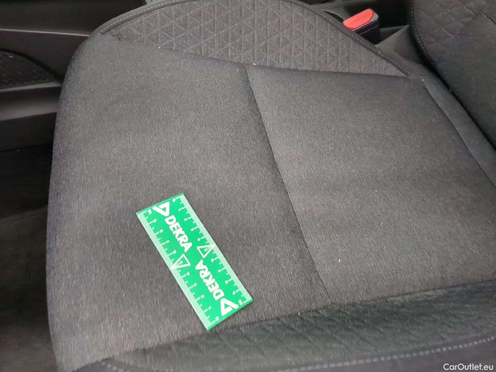  Renault  Clio  V Business 1.6 E-TECH Hybrid 140CV BVA6 E6d #49