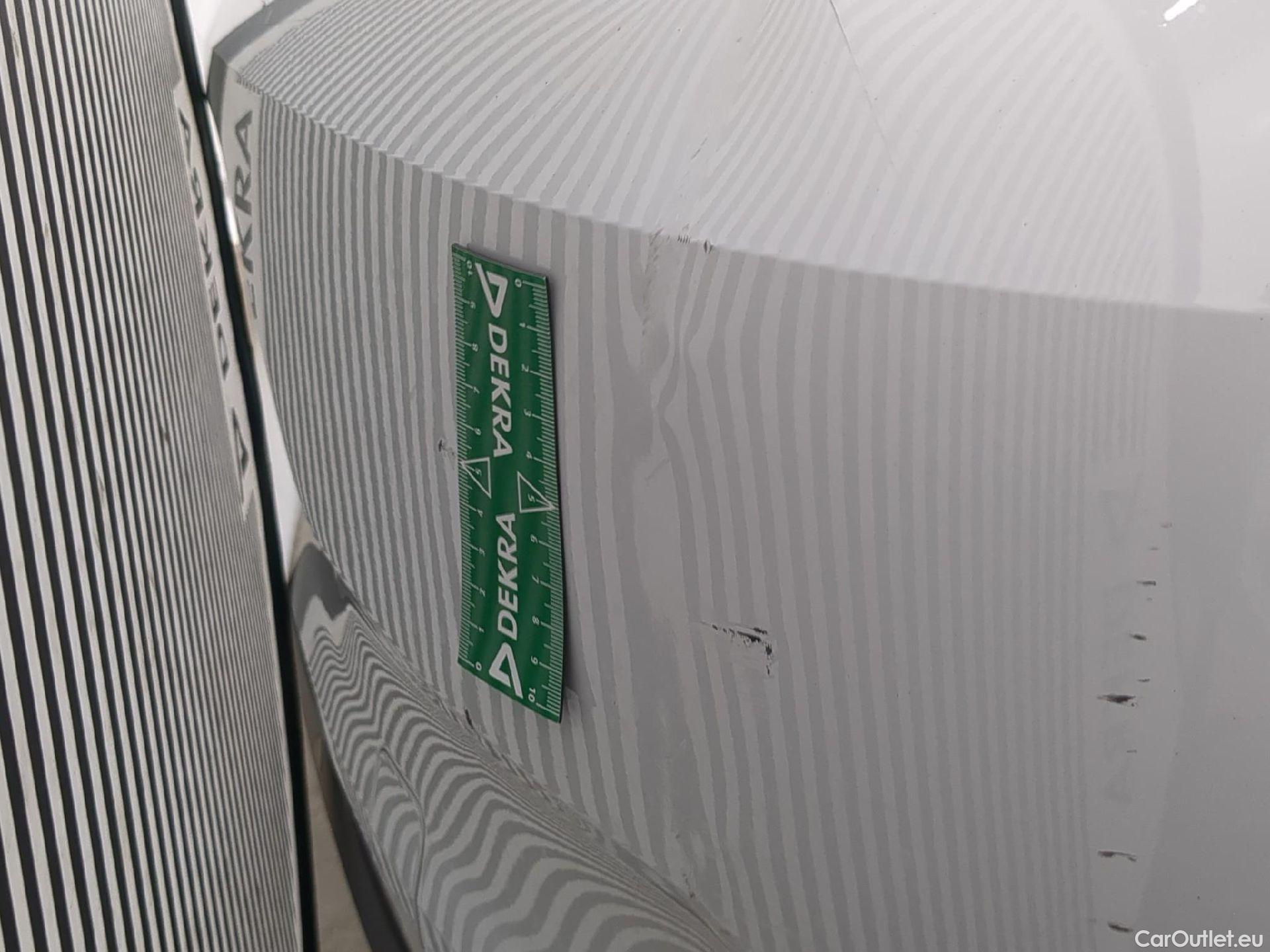  Renault  Clio  V Business 1.6 E-TECH Hybrid 140CV BVA6 E6d #29