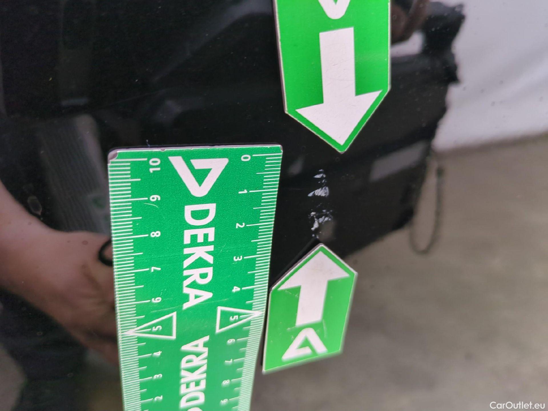  Renault  Clio  V Business 1.6 E-TECH Hybrid 140CV BVA6 E6d #52