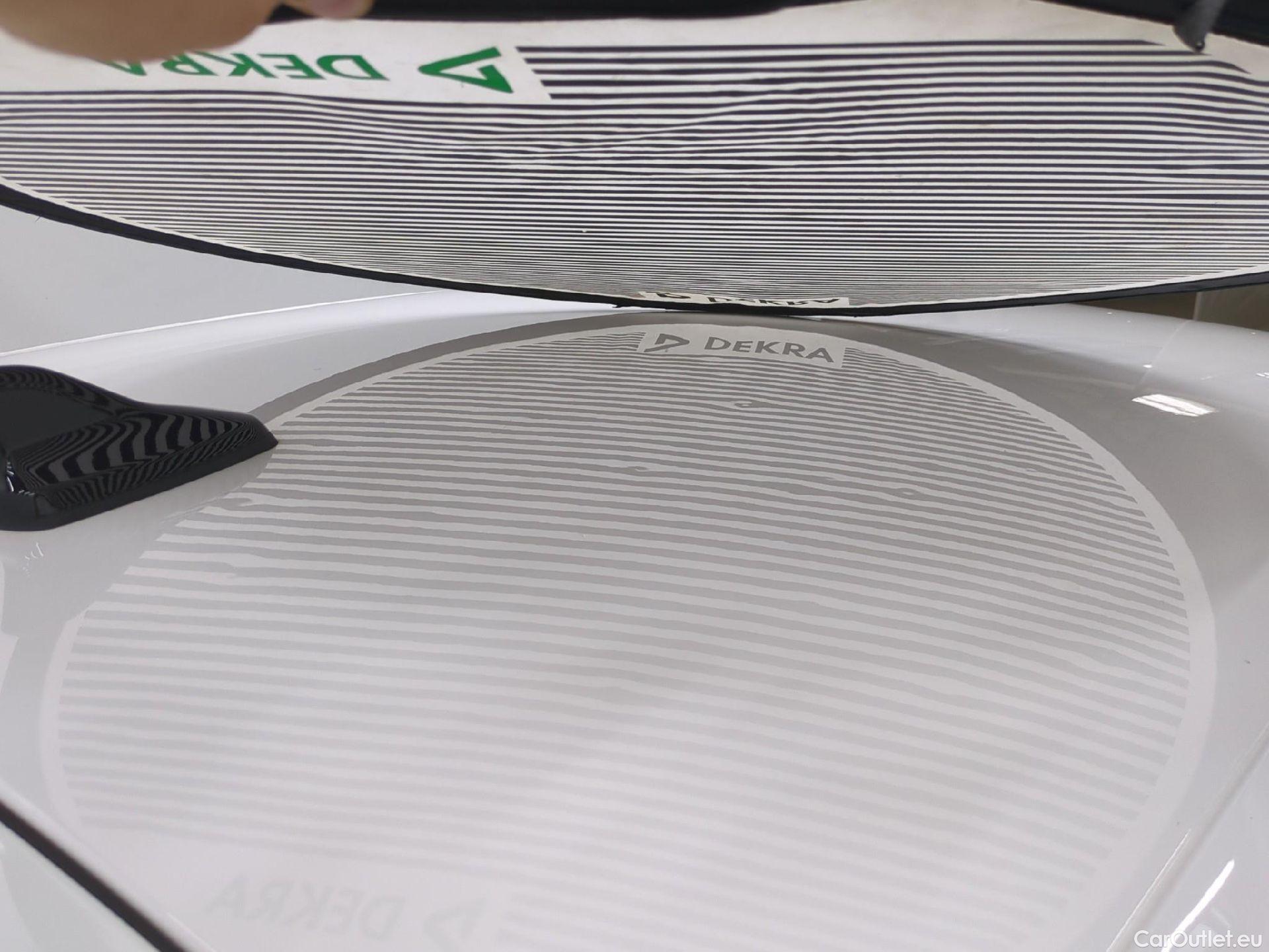  Seat  Leon SEAT  / 2020 / 5P / Berline 1.0 eTSI 110 DSG S&S Style Business #43