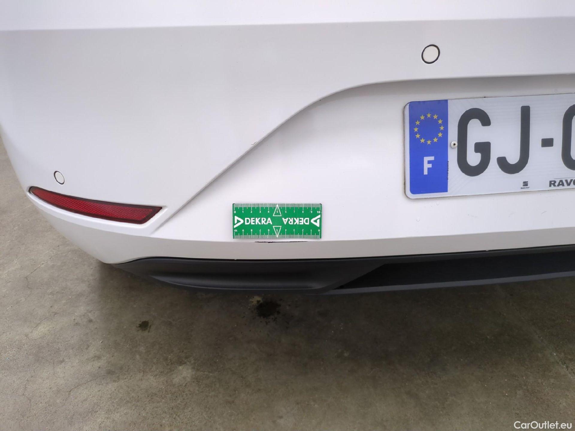  Seat  Leon SEAT  / 2020 / 5P / Berline 1.0 eTSI 110 DSG S&S Style Business #54