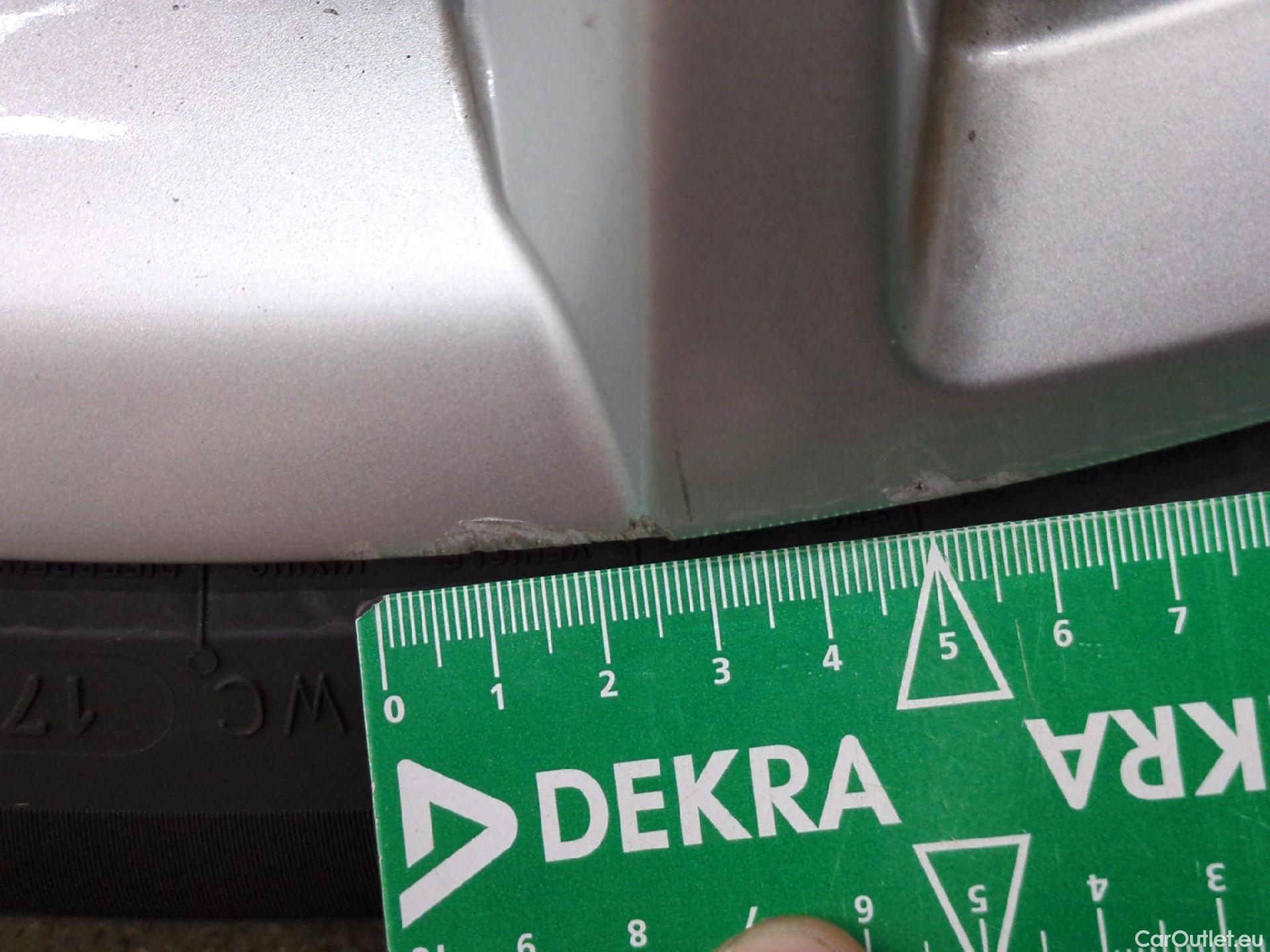  Seat  Leon SEAT  / 2020 / 5P / Berline 1.0 eTSI 110 DSG S&S Style Business #4