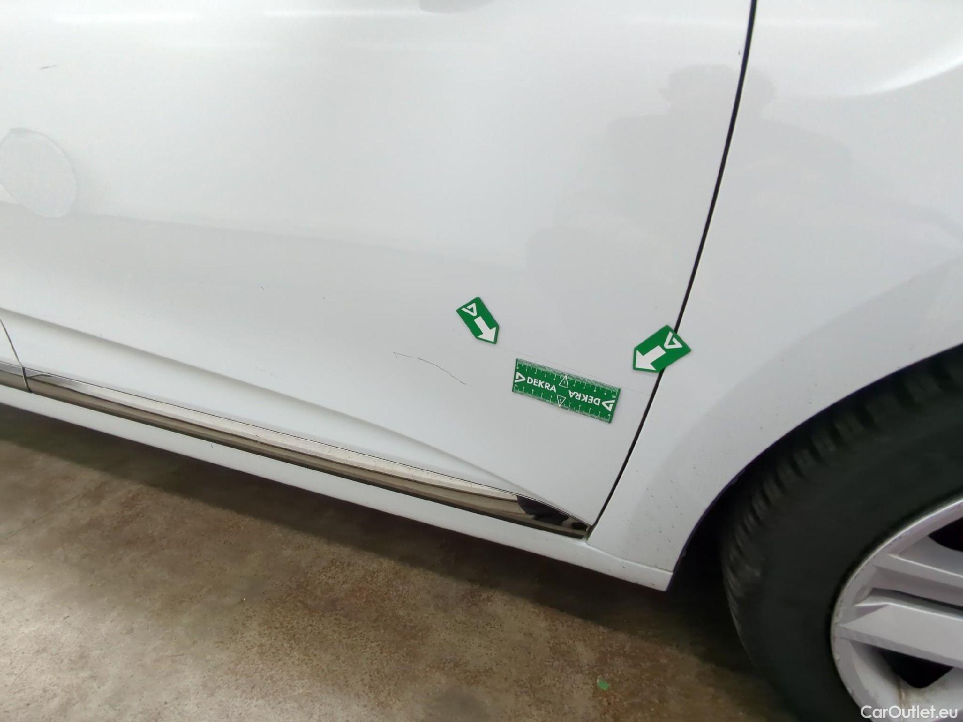  Renault  Clio  V Business 1.6 E-TECH Hybrid 140CV BVA6 E6d #12