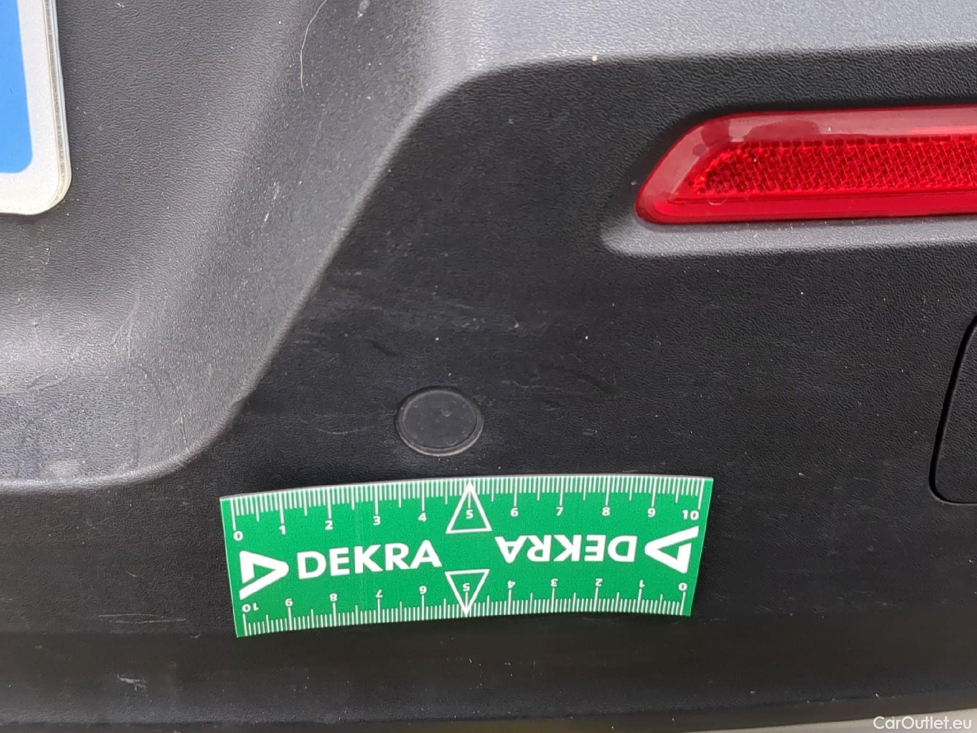  Volvo  XC 40 XC40 Momentum Plug-in Hybrid 2WD 1.5 #30