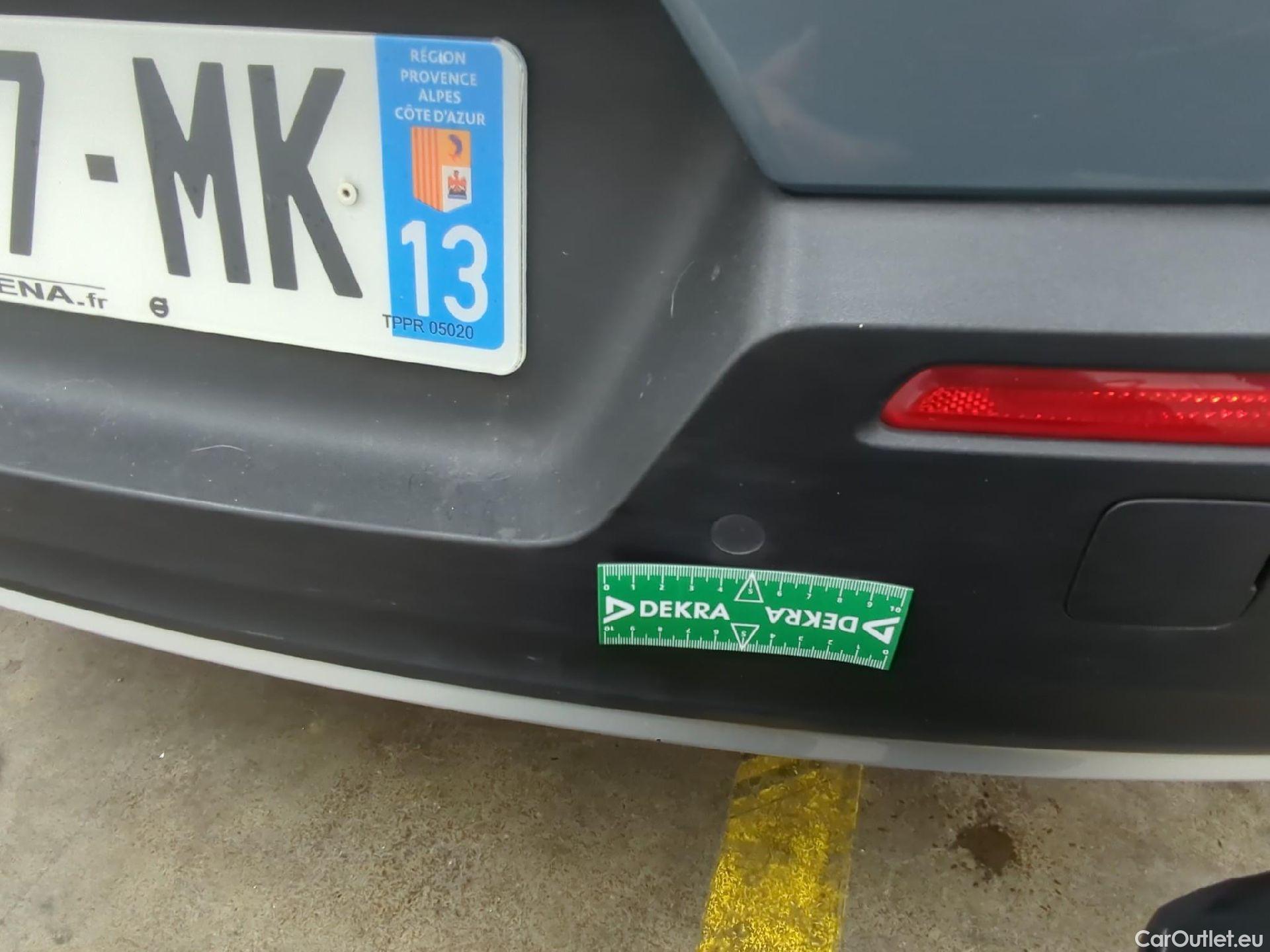  Volvo  XC 40 XC40 Momentum Plug-in Hybrid 2WD 1.5 #31