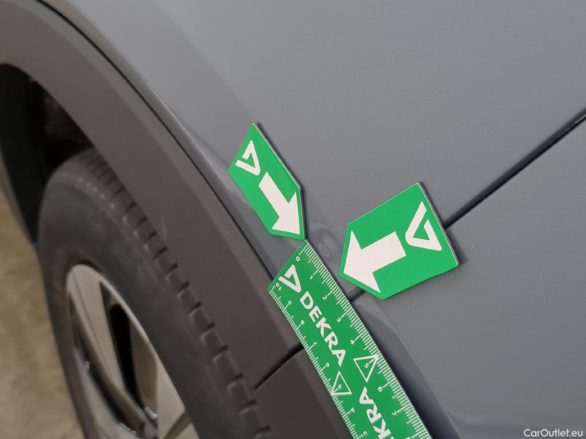  Volvo  XC 40 XC40 Momentum Plug-in Hybrid 2WD 1.5 #26