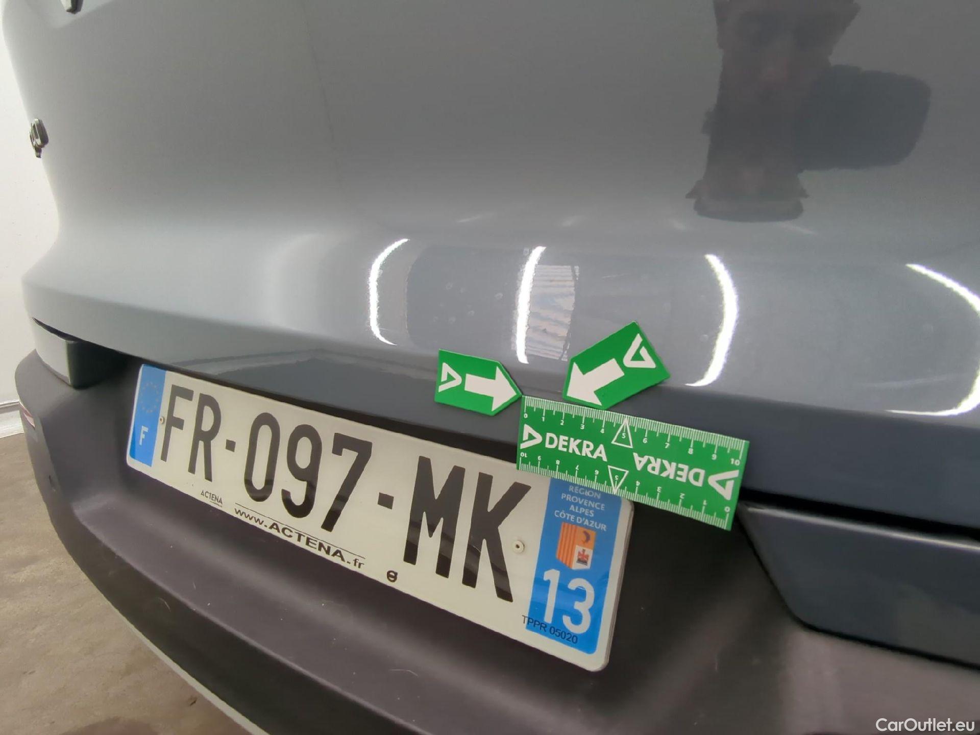  Volvo  XC 40 XC40 Momentum Plug-in Hybrid 2WD 1.5 #28