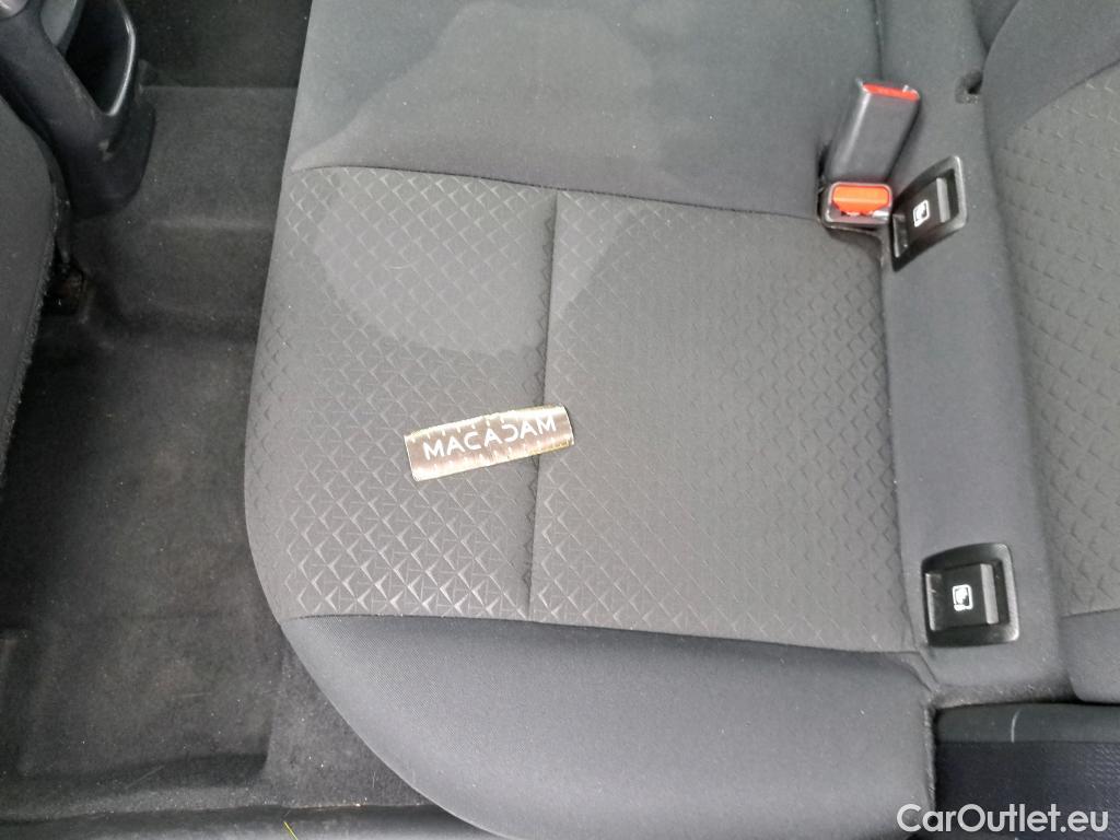  Nissan  Juke NISSAN  / 2019 / 5P / Crossover DIG-T 114 BVM6 Business Edition #1