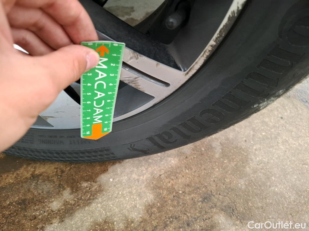  Renault  Captur  Business 0.9 TCe 90CV BVM5 E6 #27