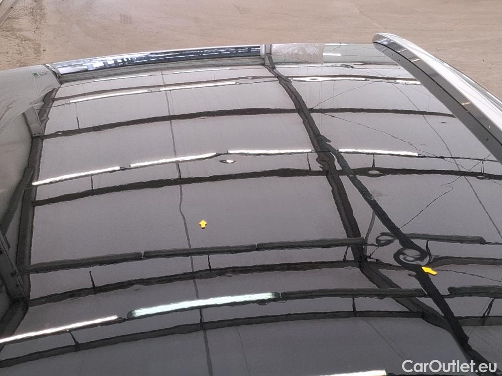  Peugeot  3008 PEUGEOT  / 2020 / 5P / SUV 1.6 HYBRID4 300 E-EAT8 GT #14